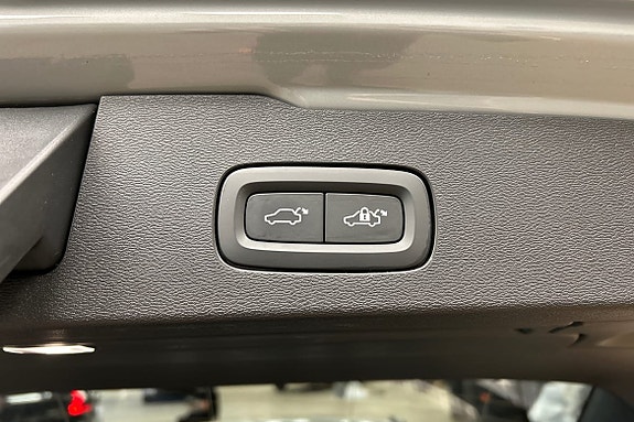 Volvo V60 21 of 30