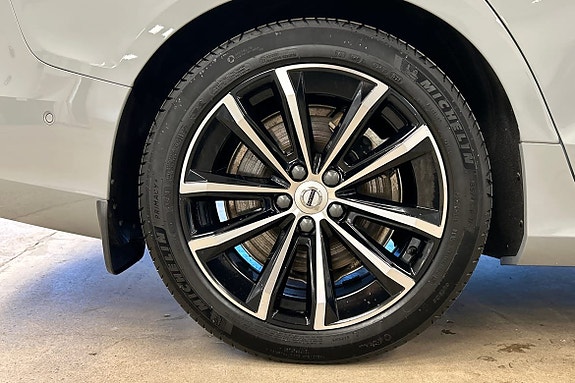 Volvo V60 17 of 30