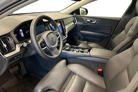 Volvo V60 14 of 30