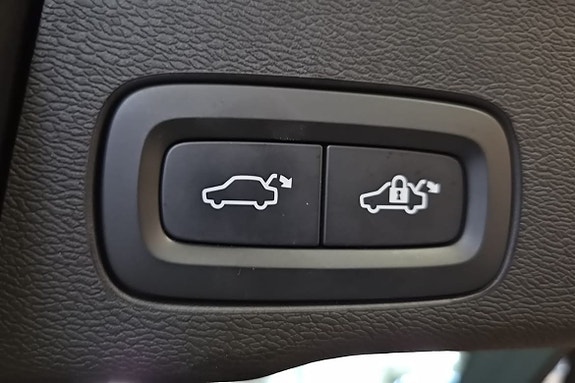 Volvo XC60 22 of 23