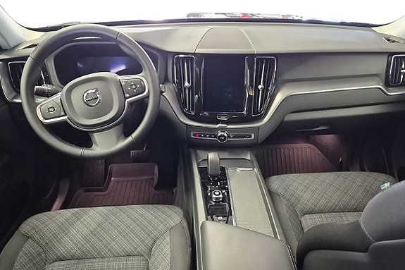 Volvo XC60 11 of 23