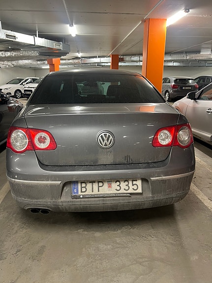Volkswagen Passat 7 of 8