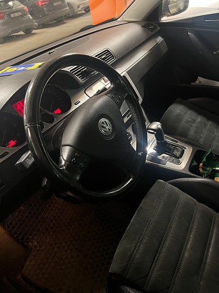 Volkswagen Passat 8 of 8