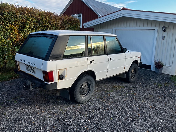 Land Rover Range Rover 2 of 9