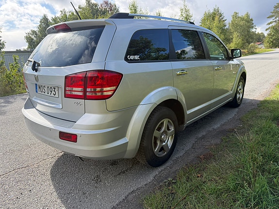 Dodge Journey 6 of 14