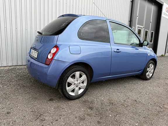 Nissan Micra 4 of 12