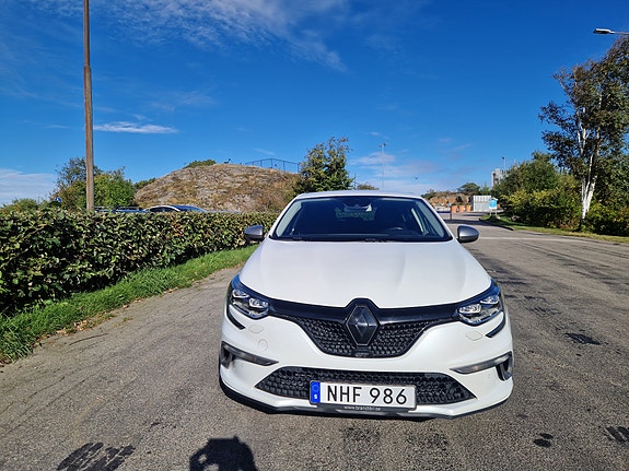 Renault Megane IV 10 of 18