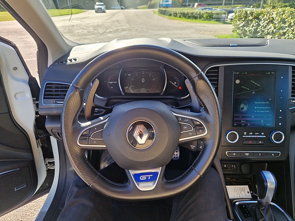 Renault Megane IV 5 of 18
