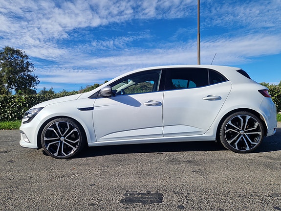 Renault Megane IV 13 of 18