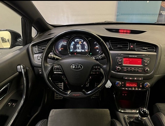 Kia ProCeed 4 of 6