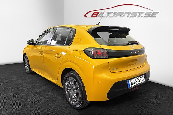 Peugeot 208 3 of 16