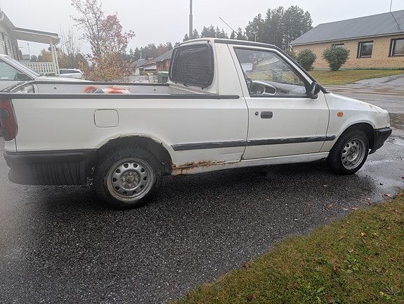 Volkswagen Caddy 12 of 12