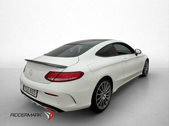 Mercedes-Benz C300 8 of 30