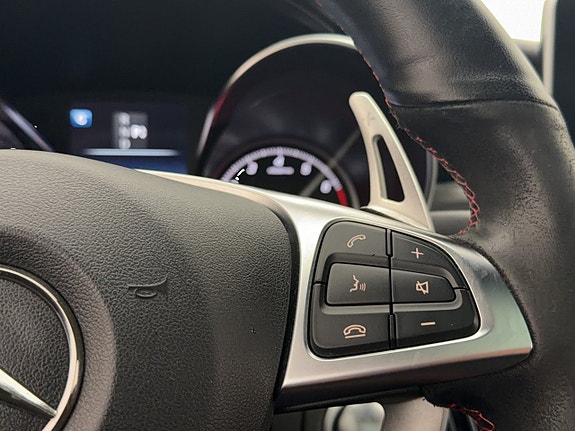Mercedes-Benz C300 21 of 30