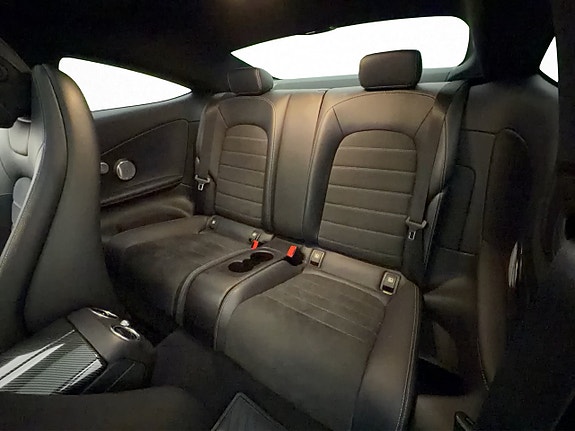Mercedes-Benz C300 16 of 30