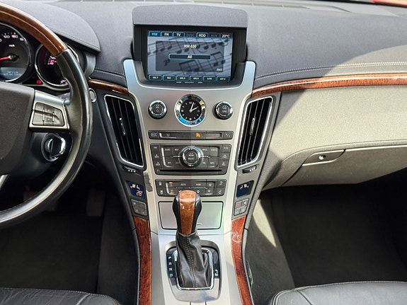 Cadillac CTS 14 of 23