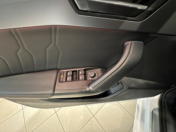 Cupra Leon 17 of 21