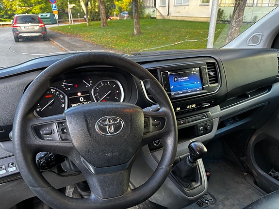 Toyota Proace 9 of 10