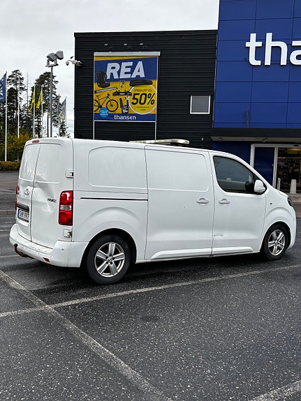 Toyota Proace 6 of 10
