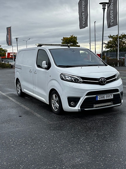 Toyota Proace 2 of 10