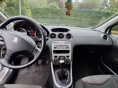 Peugeot 308 5 of 8