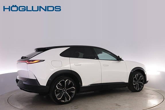 Mazda CX-6e 3 of 30