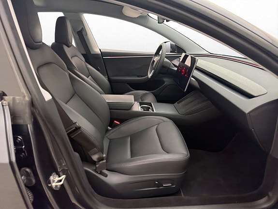 Tesla Model 3 15 of 30