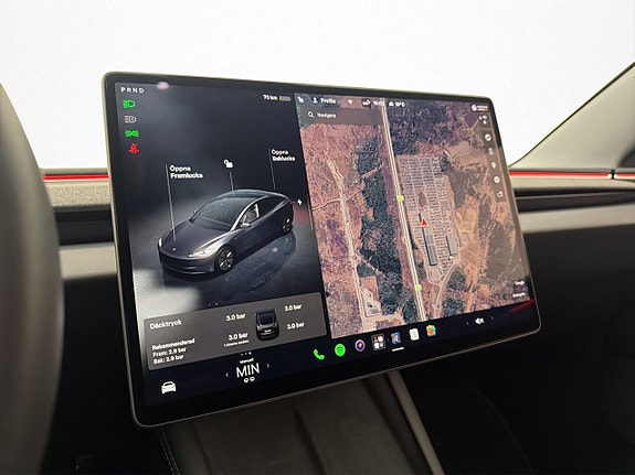 Tesla Model 3 29 of 30