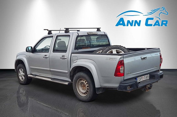 Isuzu D-max 3 of 9