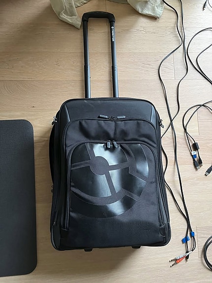 Product image 8 of 9