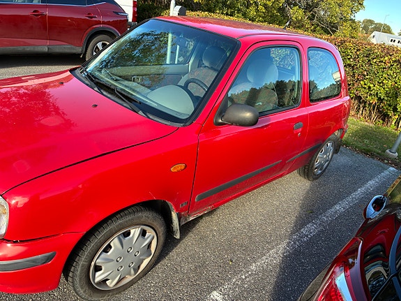 Nissan Micra 3 of 7