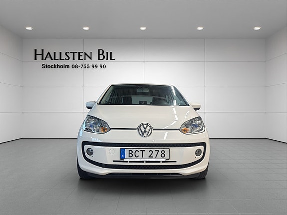 Volkswagen UP! 3 of 23