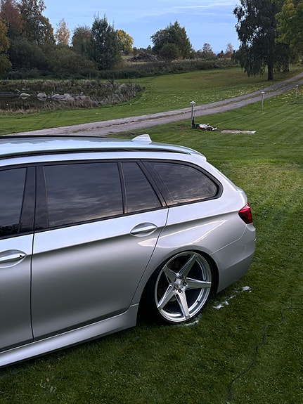 BMW 520d 4 of 10