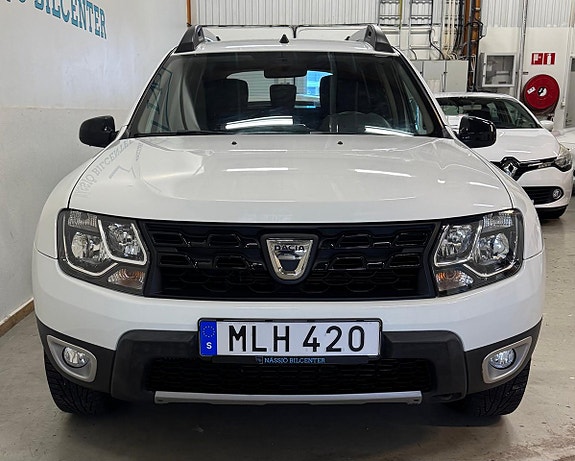 Dacia Duster 2 of 14