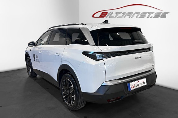 Peugeot 5008 3 of 11