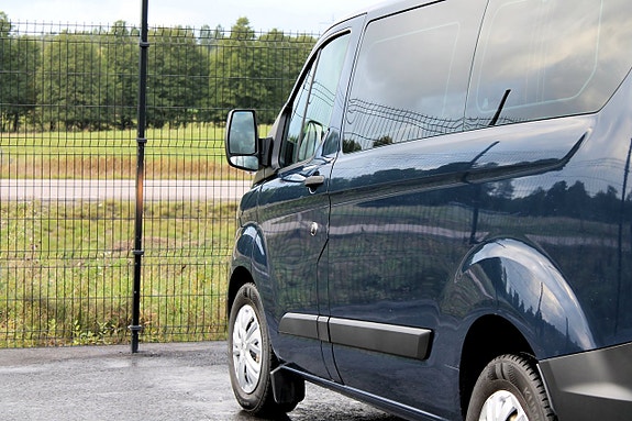 Ford Transit Custom 15 of 30