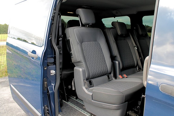 Ford Transit Custom 22 of 30