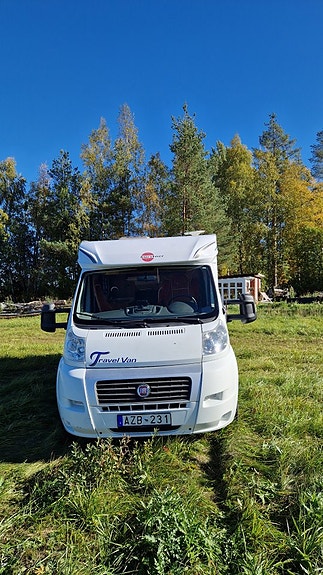 Bürstner T 570 Travelvan Garage 6 of 30