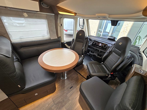 Hymer Masterline I 780 9 of 17