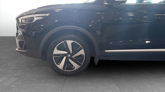 MG ZS EV 9 of 9