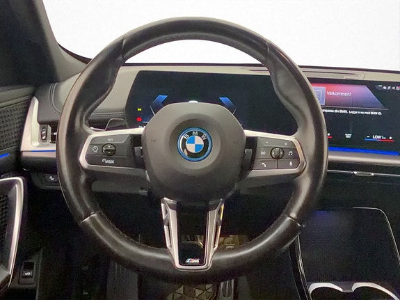 BMW iX1 14 of 30