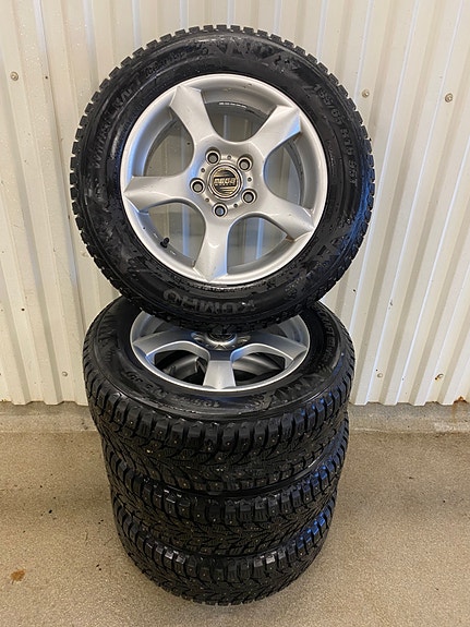 Product image 1 of 3