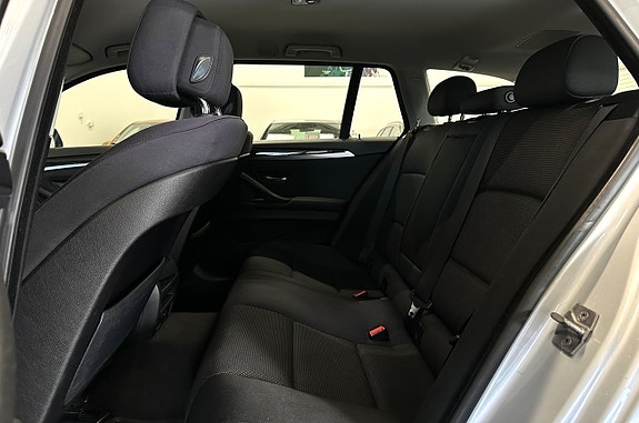 BMW 520d 8 of 13