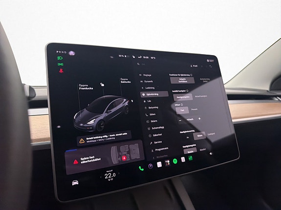 Tesla Model 3 20 of 30