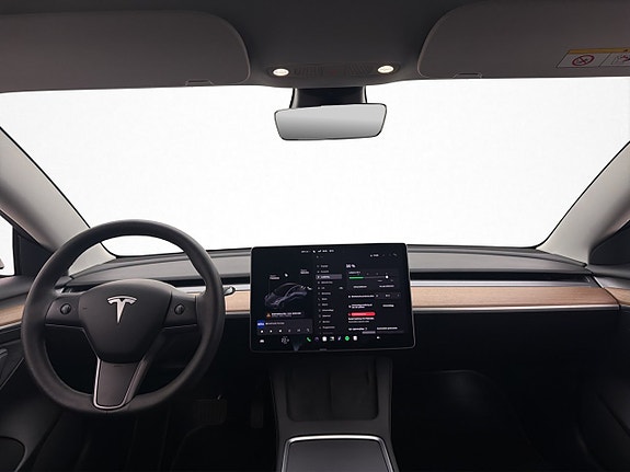 Tesla Model 3 13 of 30
