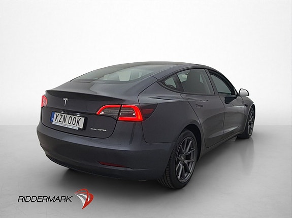 Tesla Model 3 9 of 30