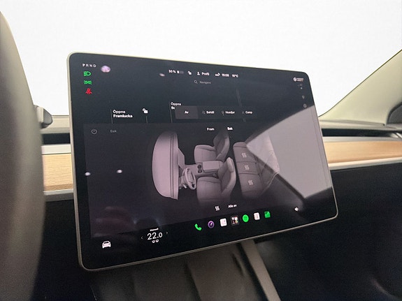 Tesla Model 3 19 of 30