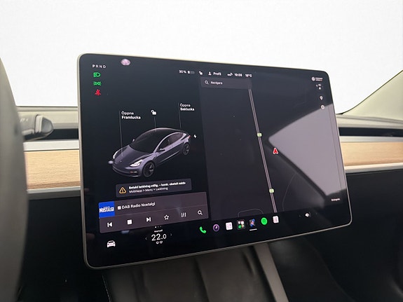 Tesla Model 3 24 of 30