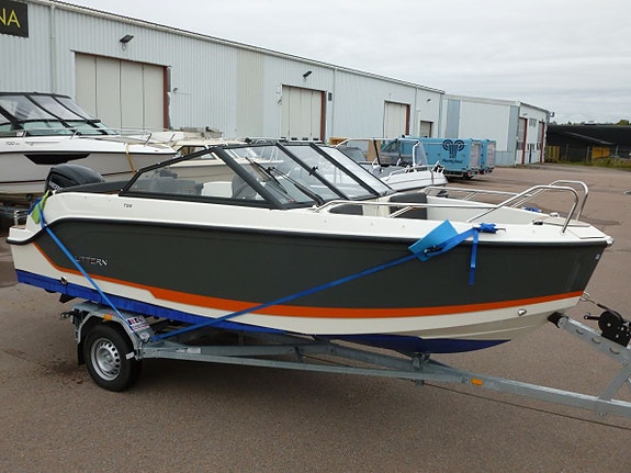 Uttern T53 Mercury F100 2021 2 of 6