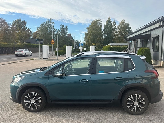 Peugeot 2008 5 of 17